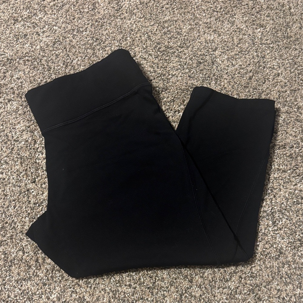 VS PINK Capri yoga pants!